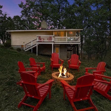 Harpers Ferry Cabin Hot Tub, Deck, Fire Pit, Wifi Eksteriør bilde