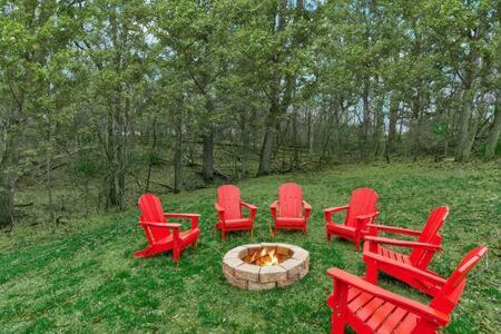 Harpers Ferry Cabin Hot Tub, Deck, Fire Pit, Wifi Eksteriør bilde